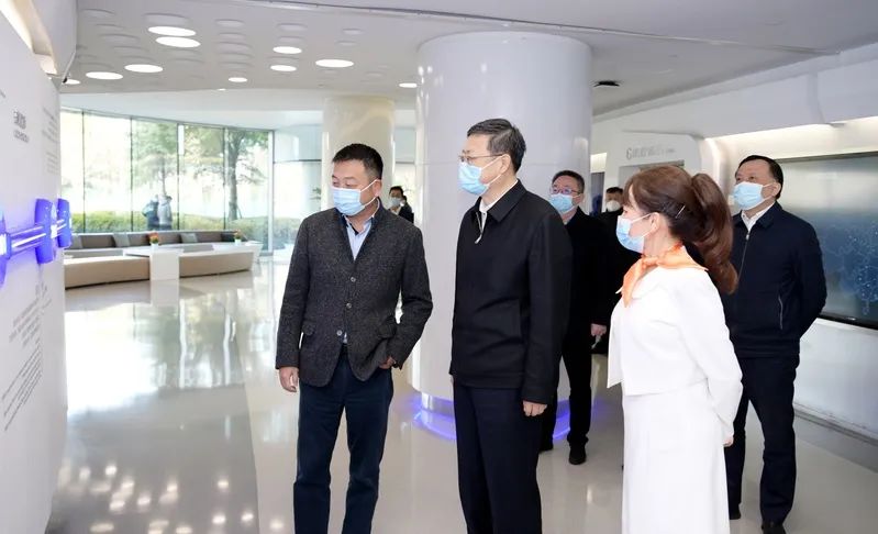 鞏固放大國家戰(zhàn)略任務疊加優(yōu)勢，深化對戰(zhàn)略內涵的認識！陳吉寧調研虹橋國際中央商務區(qū)